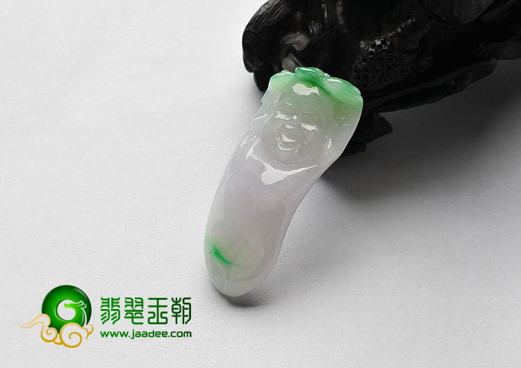 糯冰种淡春带彩缅甸翡翠A货玉佛挂件