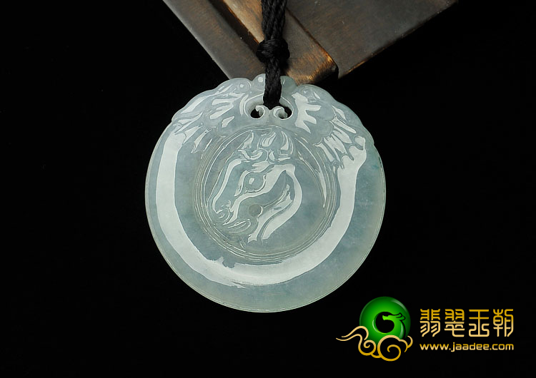 糯冰种晴水缅甸翡翠A货马到成功挂件