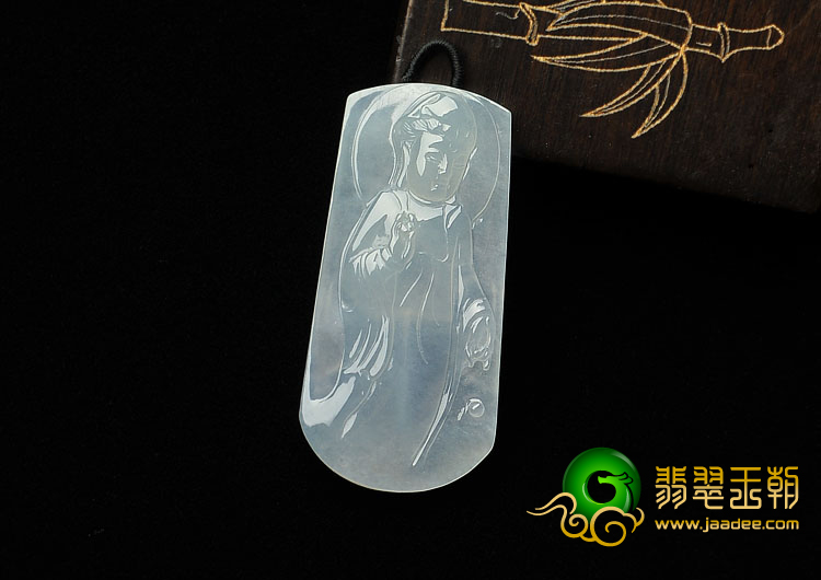 冰种无色缅甸翡翠A货站观音挂件