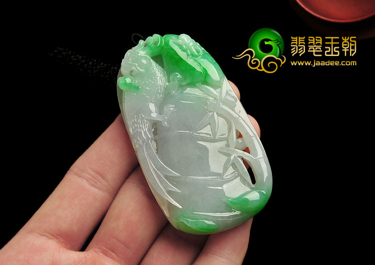 糯冰种飘翠缅甸翡翠A货节节高挂件