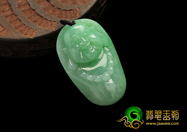糯冰种豆色缅甸翡翠A货佛头挂件