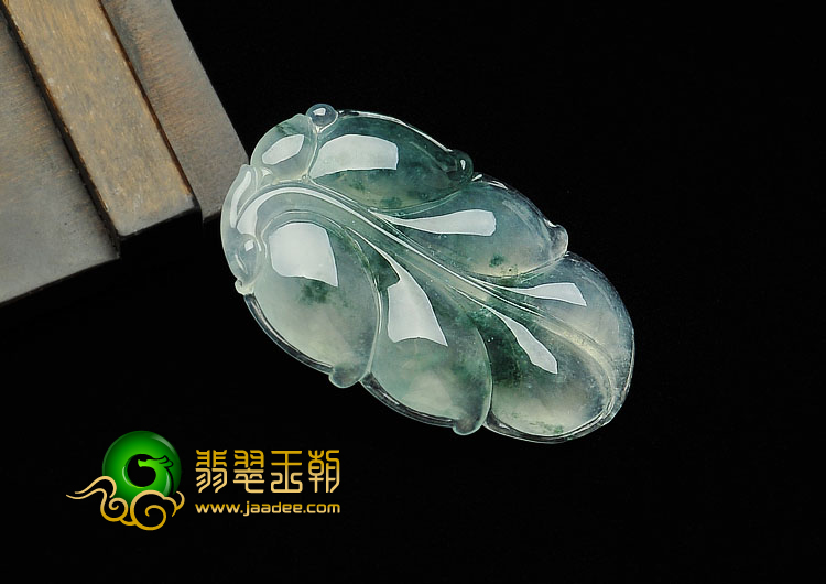冰种飘花缅甸翡翠A货叶子挂件