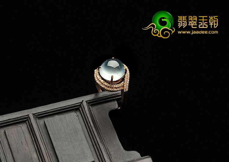 (超值推荐)冰玻种略飘花缅甸翡翠A货镶玫瑰金戒指（真钻）