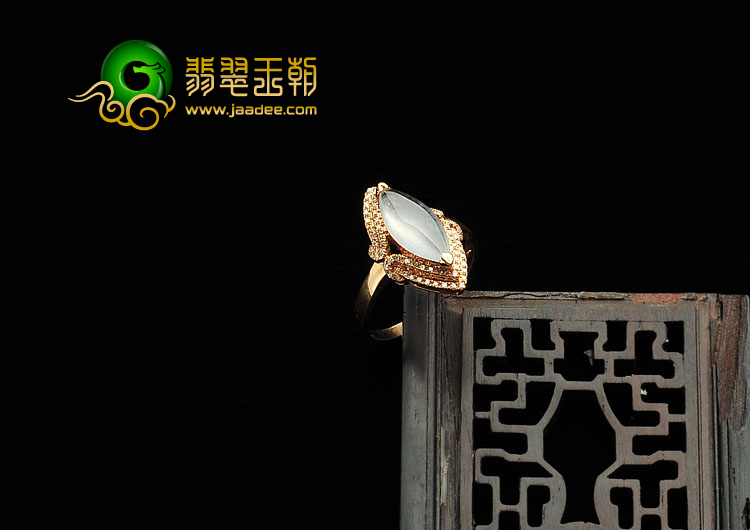 冰玻种无色缅甸翡翠A货镶玫瑰金马眼戒指(真钻)