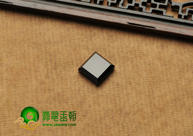 玻璃种墨翠缅甸翡翠A货戒面