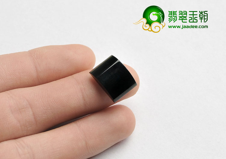 冰种墨翠缅甸翡翠A货戒面