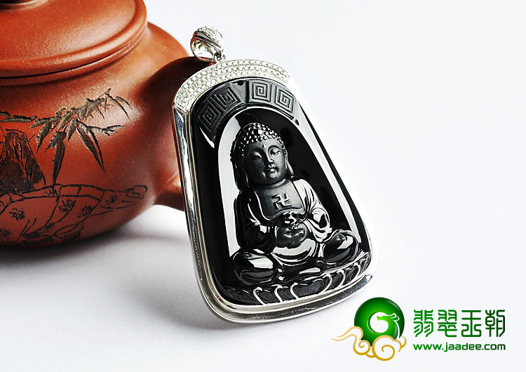 玻璃种墨翠缅甸翡翠A货镶白金阿弥陀佛挂件(真钻)
