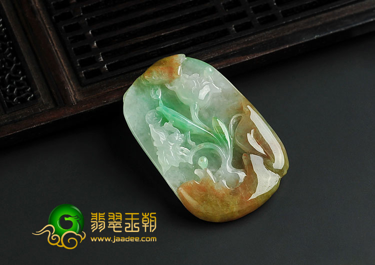 冰种三彩缅甸翡翠A货蝶恋花挂件