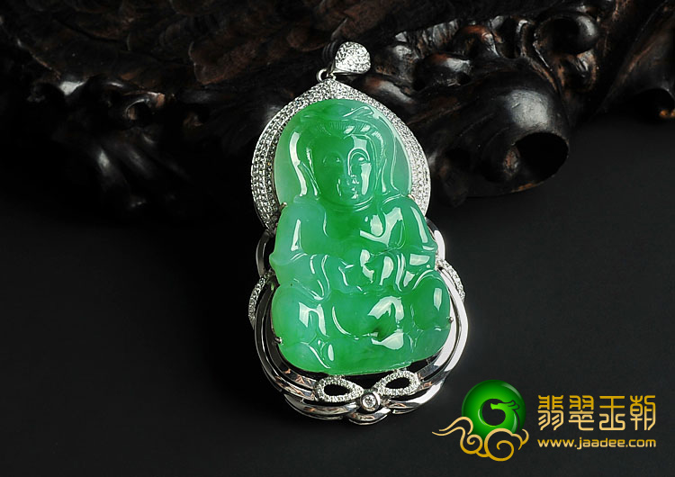 冰种翠色缅甸翡翠A货镶白金观音挂件(真钻)
