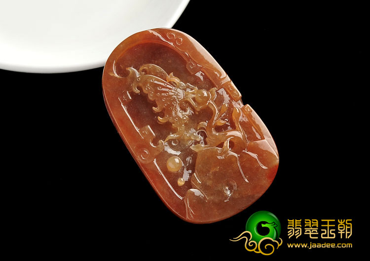 (超值推荐)糯冰种红黄翡缅甸翡翠A货蝶恋花挂件