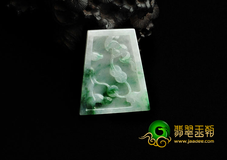 糯冰种飘花缅甸翡翠A货平安牌挂件