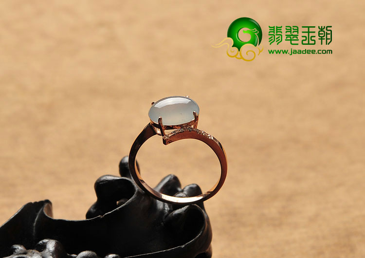 冰种无色缅甸翡翠A货镶玫瑰金戒指(真钻)