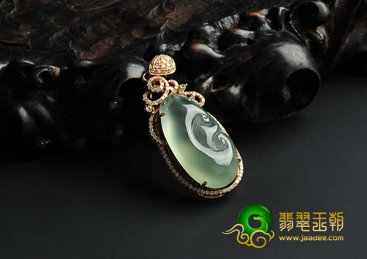 冰种晴水缅甸翡翠A货镶玫瑰金如意挂件(真钻)