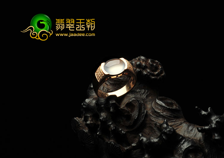 (超值推荐)冰玻种无色缅甸翡翠A货镶玫瑰金戒指(真钻)