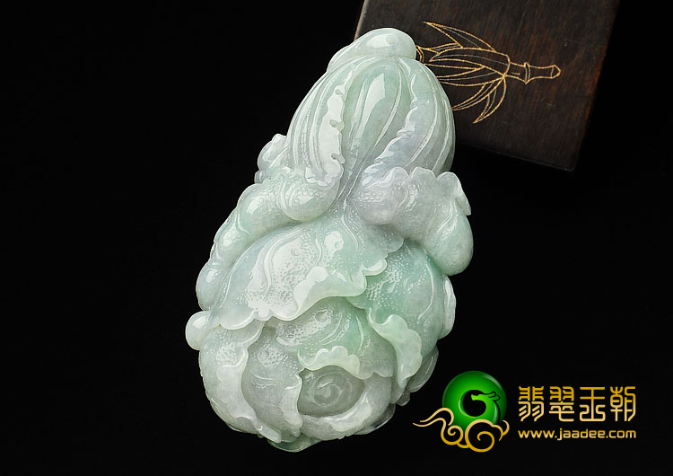 糯冰种晴水缅甸翡翠A货白菜手玩件