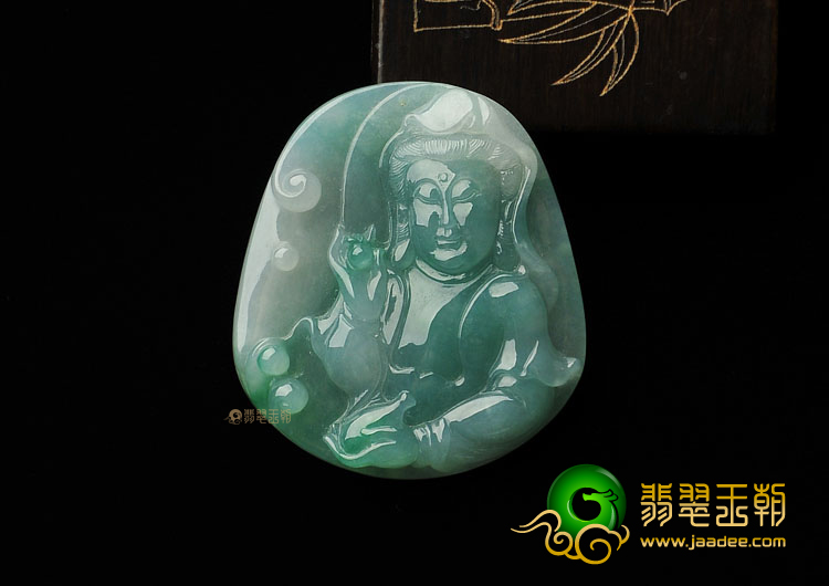 冰种飘翠缅甸翡翠A货观音挂件