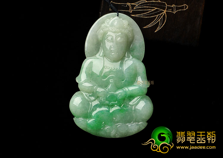 糯冰种飘翠缅甸翡翠A货观音挂件