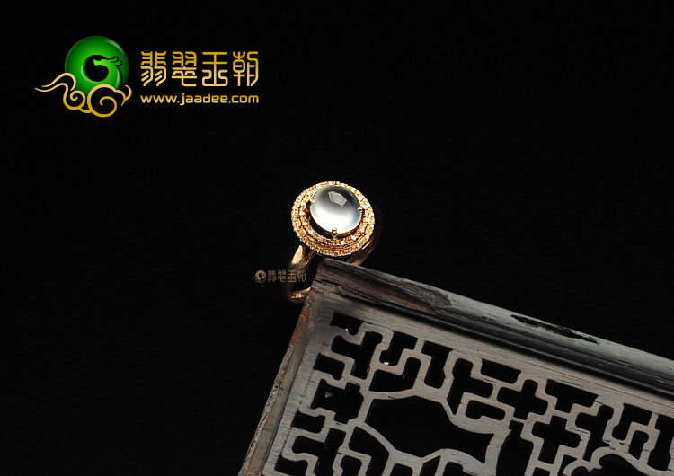 (超值推荐)玻璃种无色缅甸翡翠A货镶玫瑰金戒指(真钻)