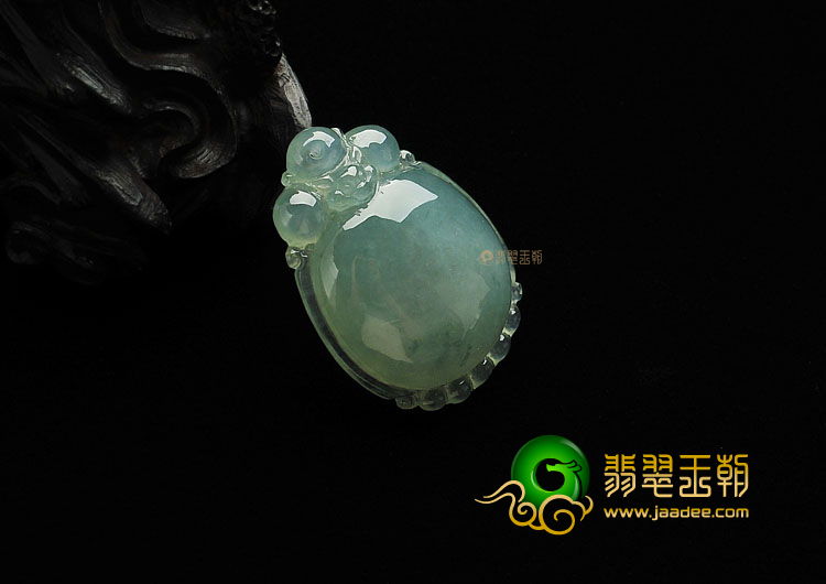 冰种晴水缅甸翡翠A货寿桃挂件