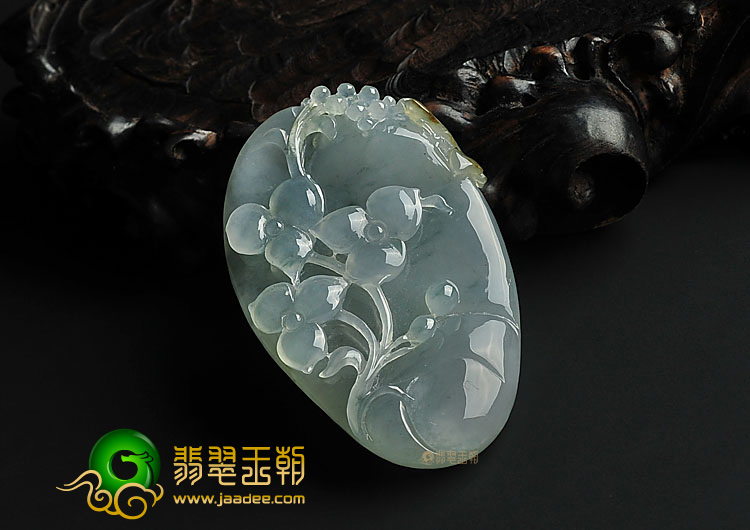 冰种飘花略带黄翡缅甸翡翠A货花开富贵挂件