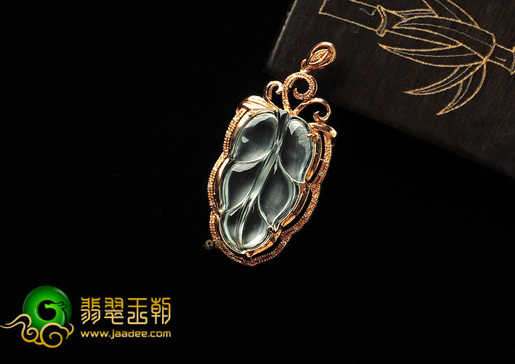 玻璃种无色缅甸翡翠A货镶玫瑰金金枝玉叶胸坠(真钻)