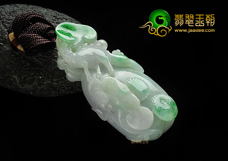 糯冰种飘翠缅甸翡翠A货如意寿手玩件