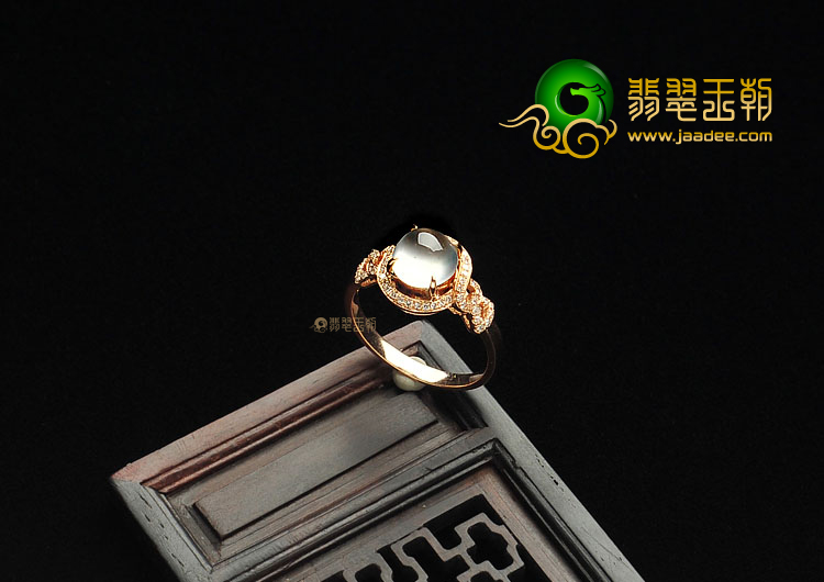 冰玻种无色缅甸翡翠A货镶玫瑰金戒指(真钻)