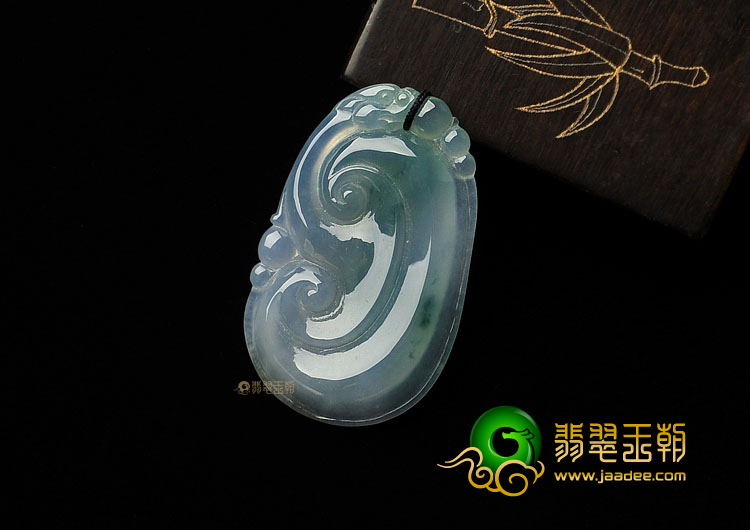 冰种淡紫罗兰飘花缅甸翡翠A货如意挂件