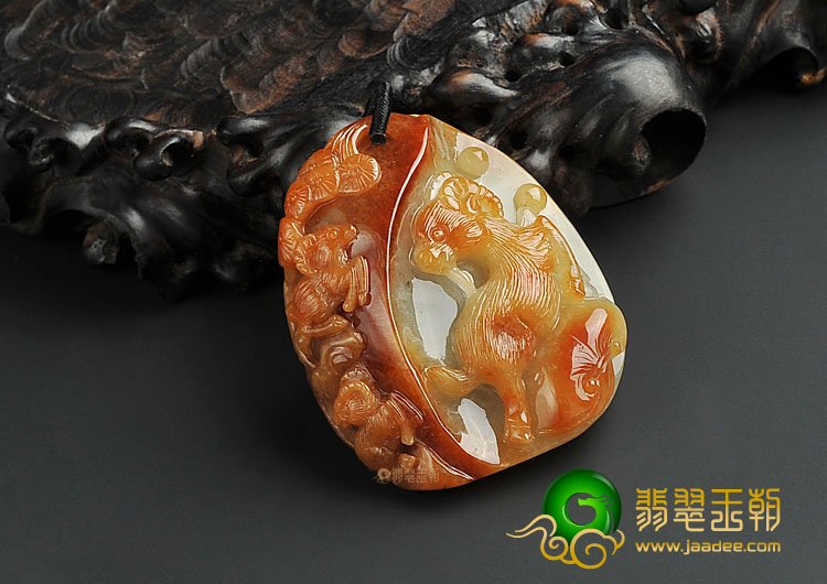 糯冰种红黄翡缅甸翡翠A货三羊开泰挂件