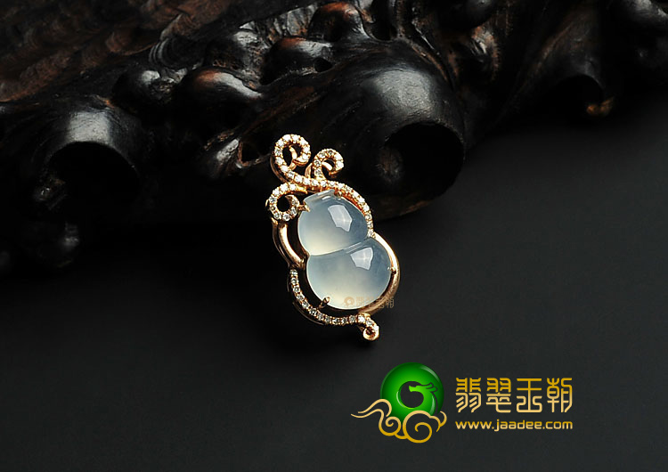 (超值推荐)冰种晴水缅甸翡翠A货镶玫瑰金葫芦胸坠(真钻)