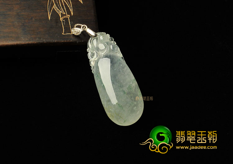 冰种飘花缅甸翡翠A货福瓜挂件