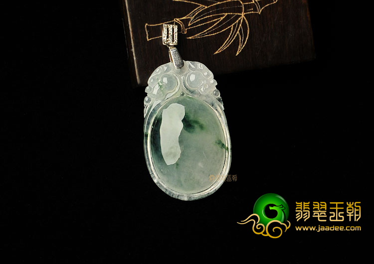 冰种飘花缅甸翡翠A货双龙如意挂件