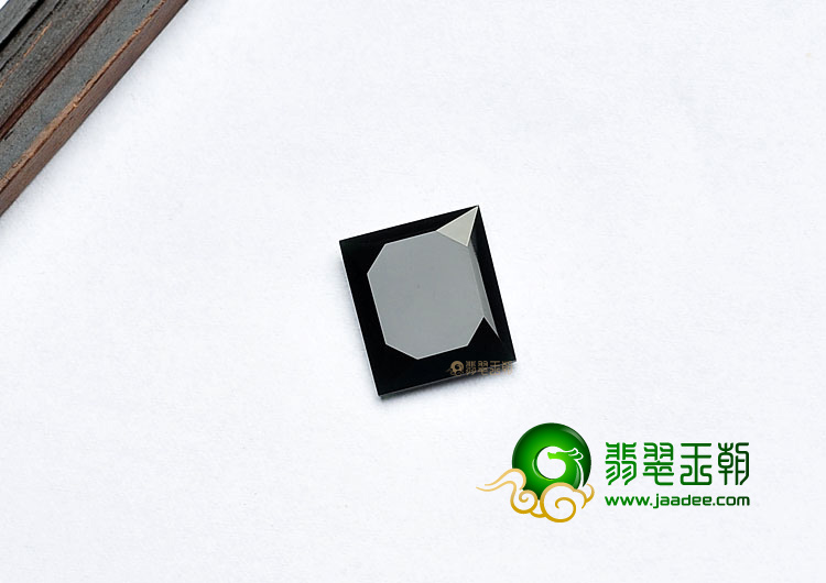 玻璃种墨翠缅甸翡翠A货戒面