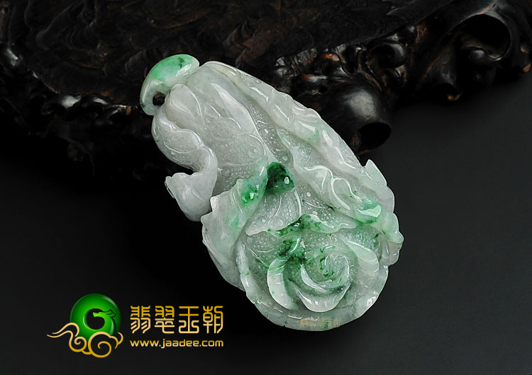 糯冰种飘翠缅甸翡翠A货白菜手玩件