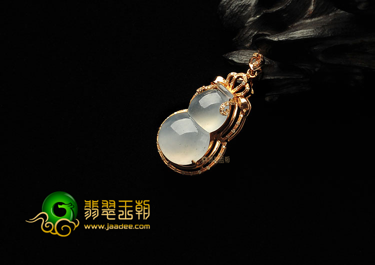 冰种无色缅甸翡翠A货镶玫瑰金葫芦胸坠(真钻)