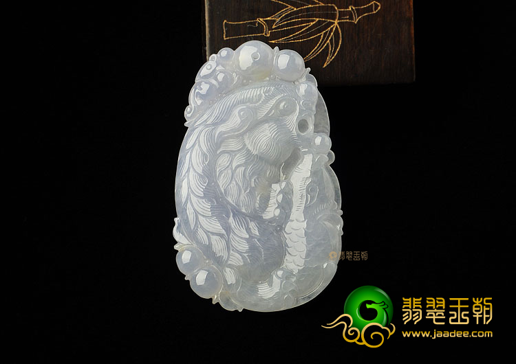 糯冰种紫罗兰缅甸翡翠A货龙头鱼挂件