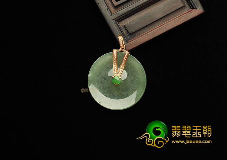 糯冰种晴水缅甸翡翠A货镶玫瑰金平安扣胸坠(真钻)