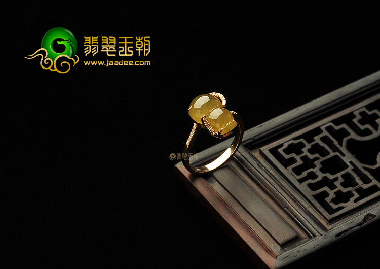冰种黄翡缅甸翡翠A货镶玫瑰金葫芦戒指(真钻)
