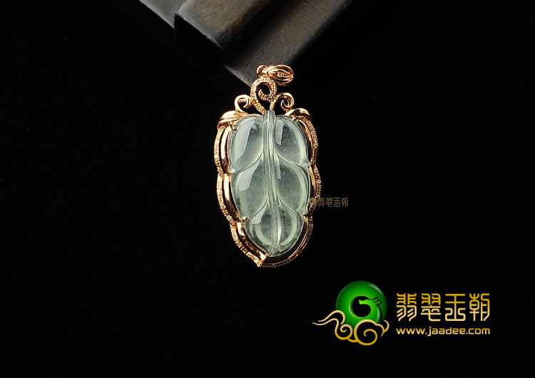 冰种无色缅甸翡翠A货镶玫瑰金金枝玉叶胸坠(真钻)