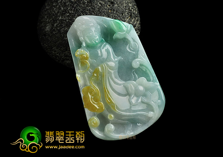 糯冰种三彩缅甸翡翠A货站观音挂件