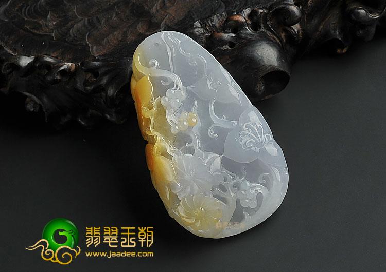 糯冰种黄翡缅甸翡翠A货蝶恋花挂件