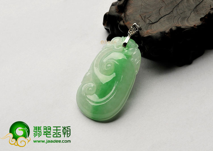 冰种飘翠缅甸翡翠A货如意挂件