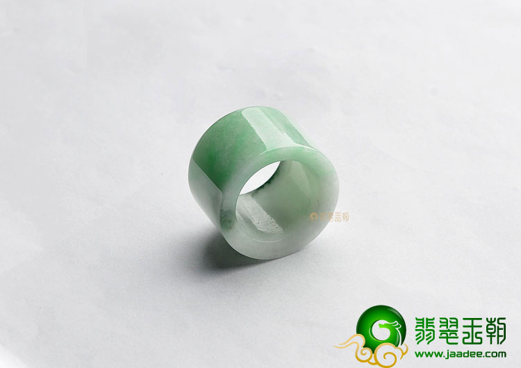 糯冰种飘花缅甸翡翠A货扳指