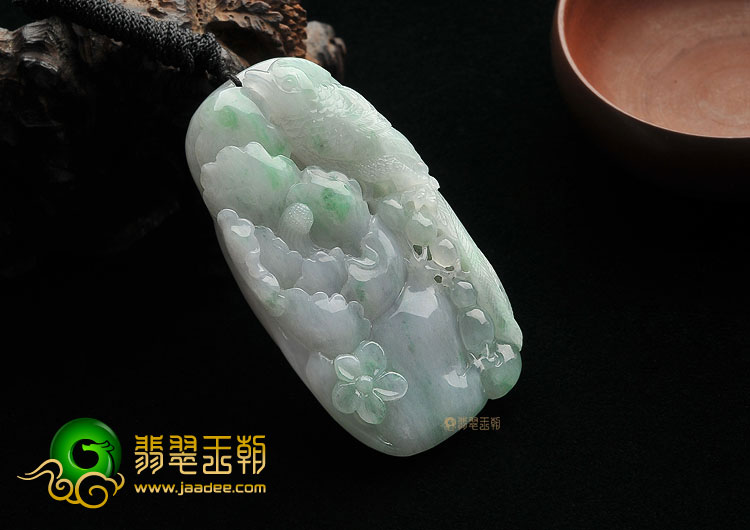 糯冰种淡春带彩缅甸翡翠A货富贵花开挂件