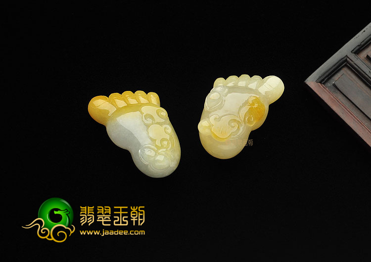 糯冰种黄翡缅甸翡翠A货知足常乐挂件(一对)