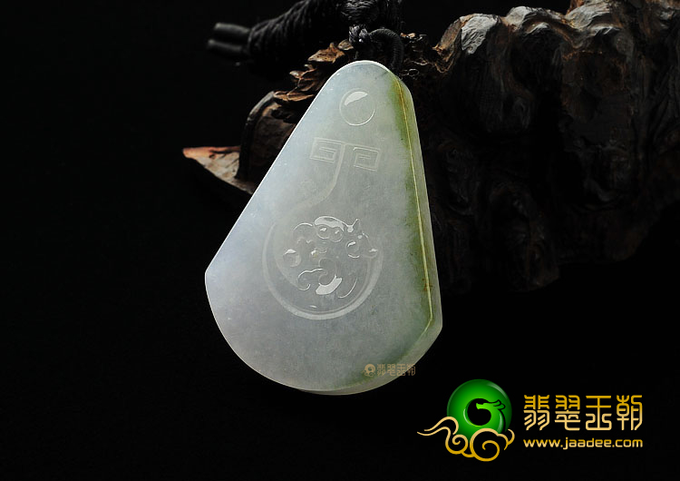 糯冰种晴水略带褐黄翡缅甸翡翠A货仿古龙凤挂件