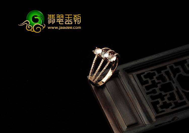 玻璃种无色缅甸翡翠A货镶玫瑰金花型戒指(真钻)
