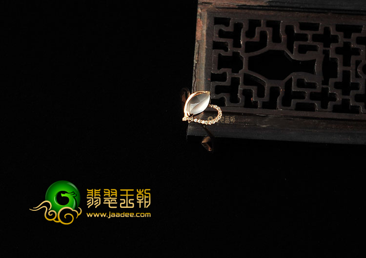 玻璃种无色缅甸翡翠A货镶玫瑰金心型戒指(真钻)