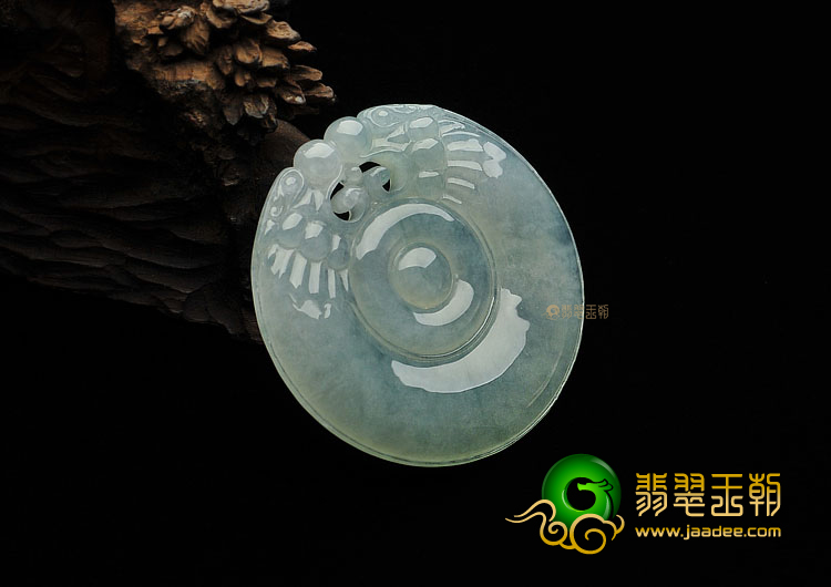 冰种晴水缅甸翡翠A货双龙如意挂件