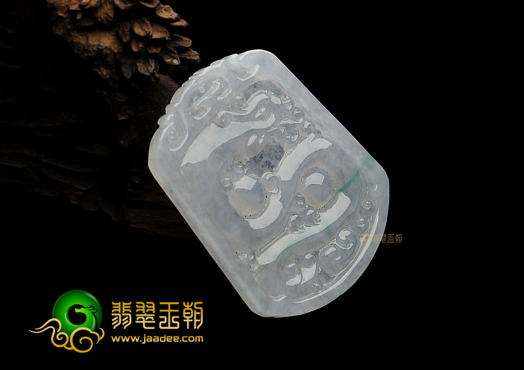 冰种淡紫罗兰缅甸翡翠A货龙牌挂件